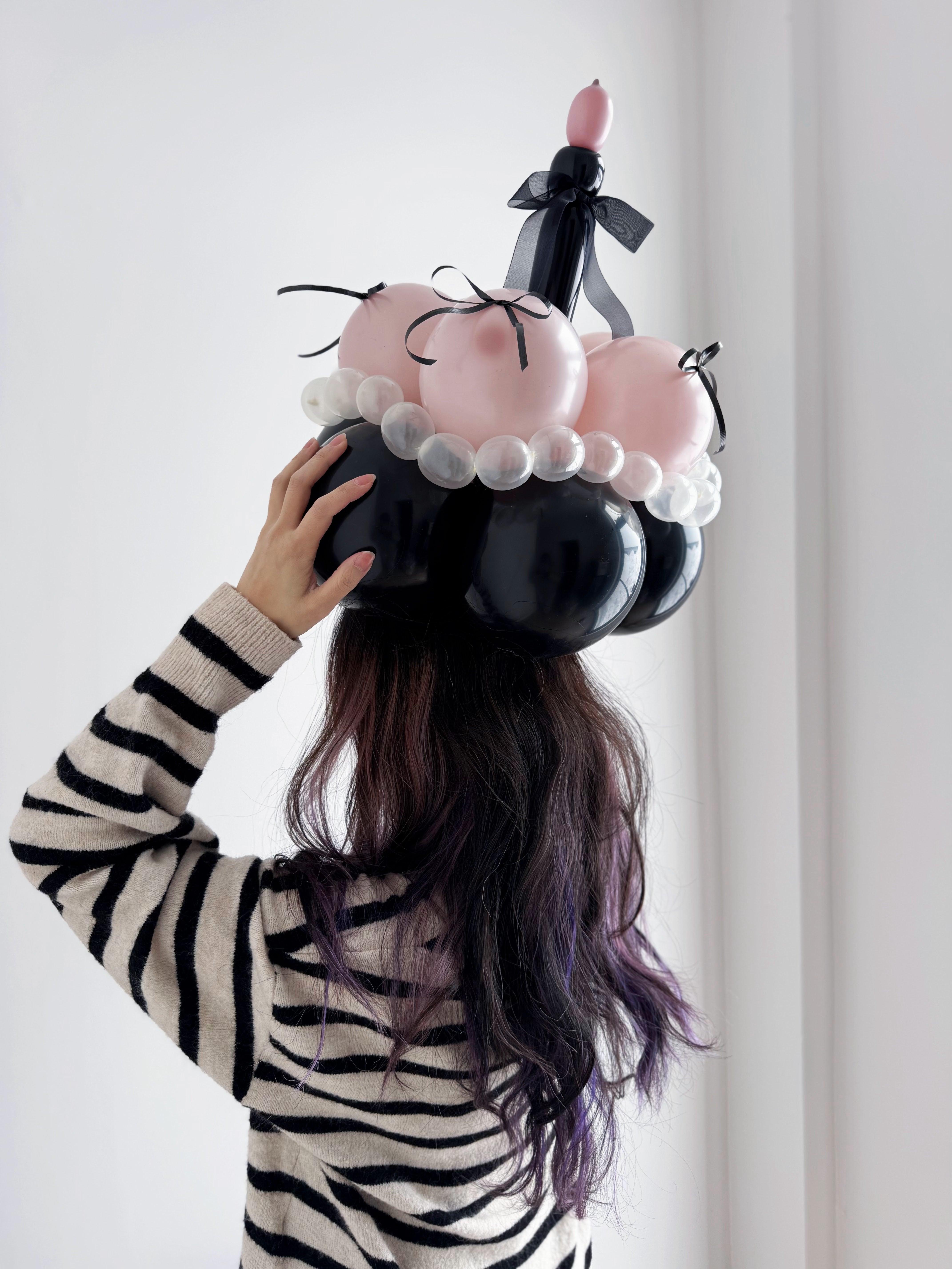 Wow Balloon Cake