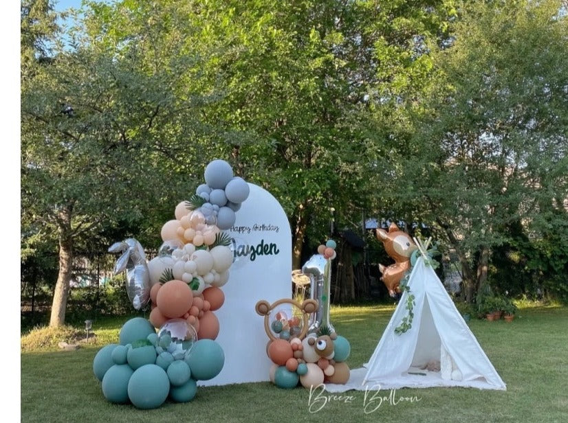 One Year Old Woodland Themed Balloon and Backdrop and Tent Rental